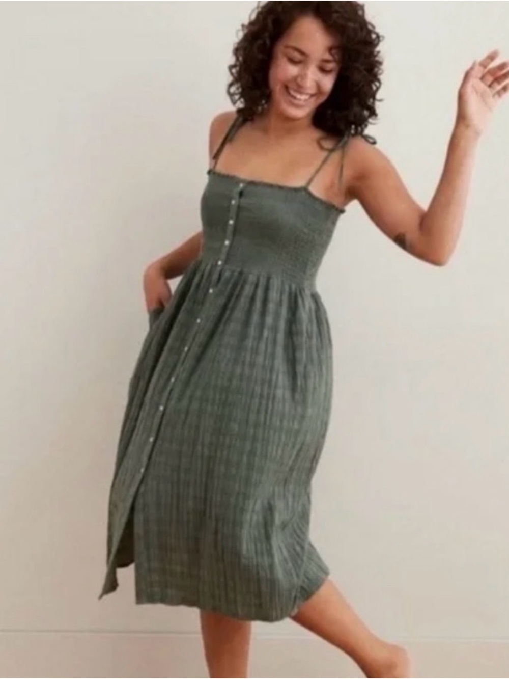 Women's Aerie Smocked Sage Green Button Front Dress Size XS